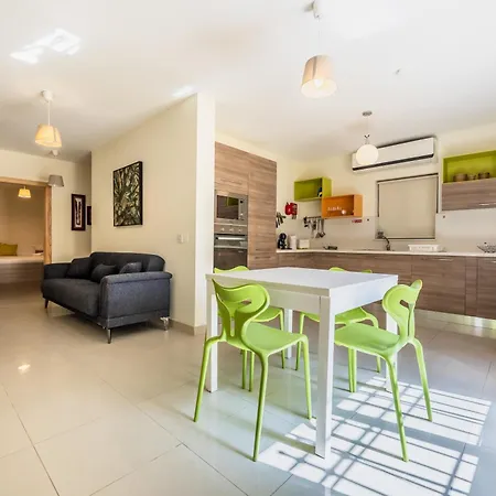 Апартаменты New Walk In By Sf Homes *