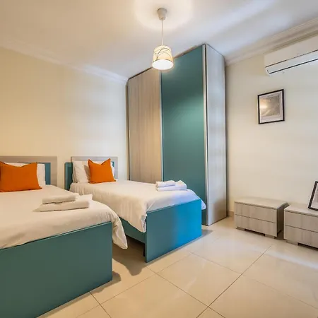 New Walk In By Sf Homes