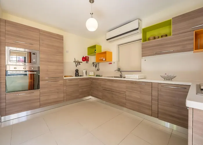 New Walk In By Sf Homes * Sliema