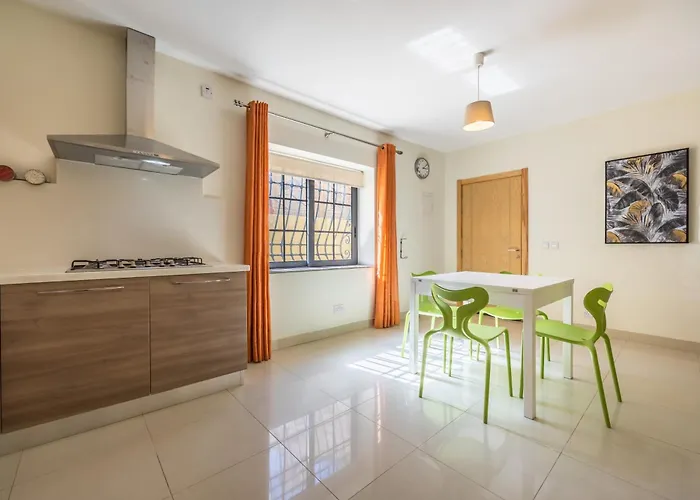 New Walk In By Sf Homes