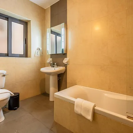 New Walk In By Sf Homes Apartmán